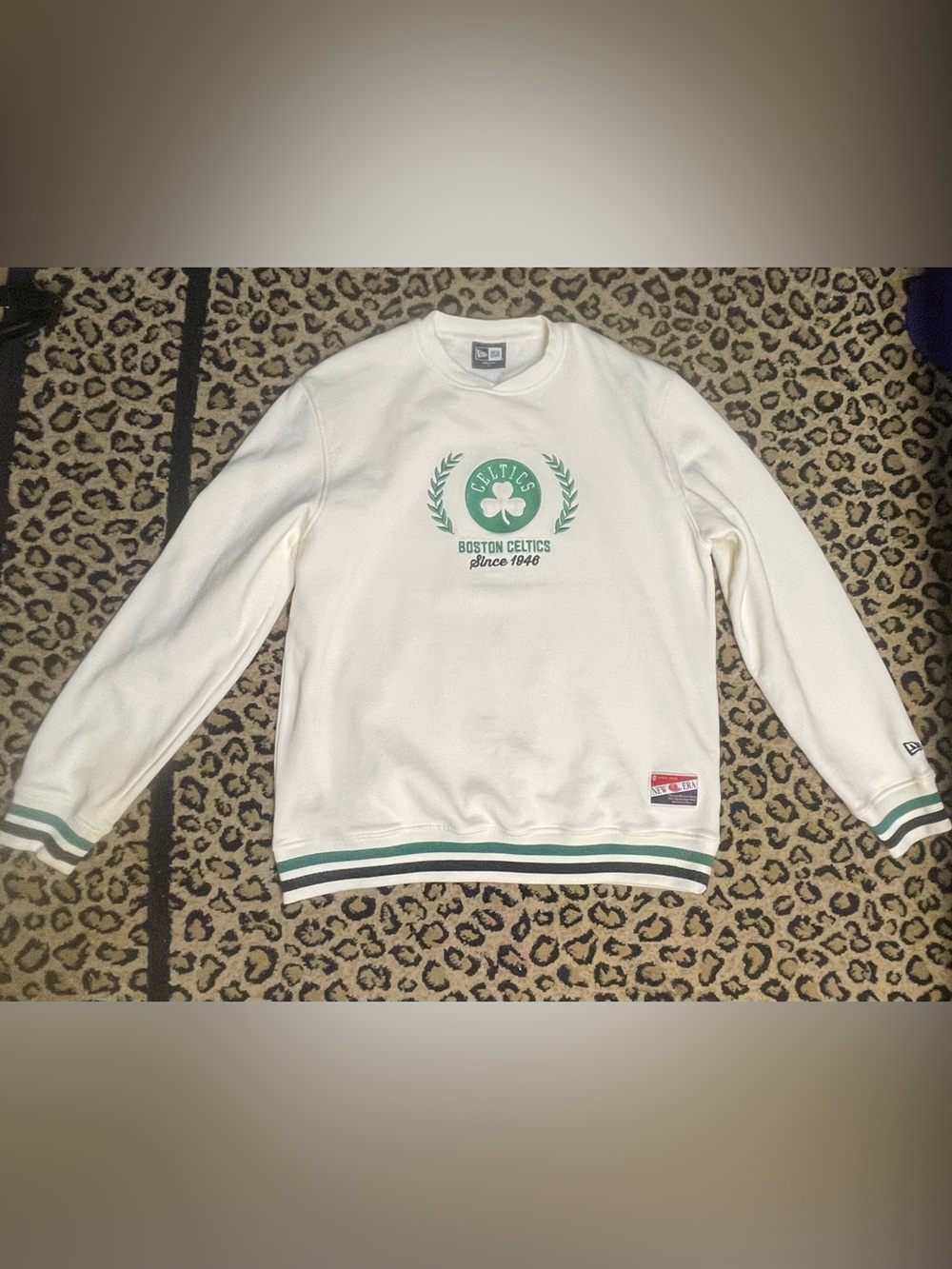 New Era White and Green Boston Celtics Crewneck Sweatshirt
